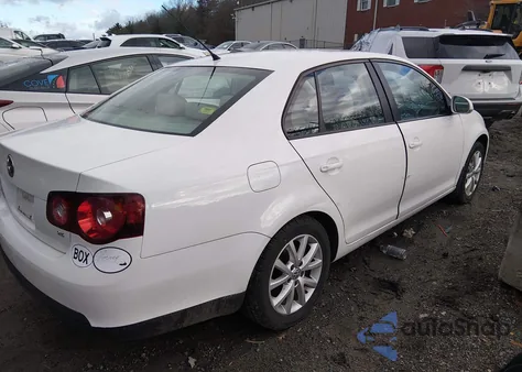 2010 Volkswagen Jetta Limited Edition из США, поврежденный, VIN 3VWRZ7AJ7AM113159